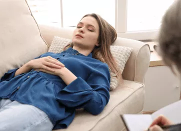 Nous passons à l'induction pour vous plonger dans la transe hypnotique.